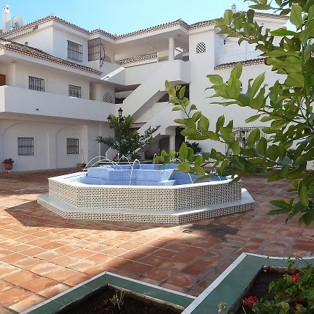 Apartamentos Pueblo Quinta بينالماذينا المظهر الخارجي الصورة
