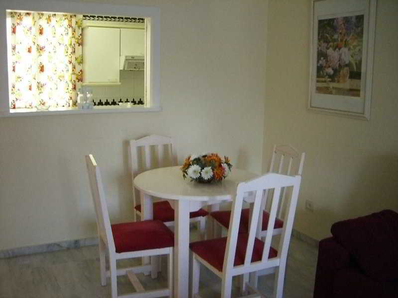 Apartamentos Pueblo Quinta بينالماذينا المظهر الخارجي الصورة