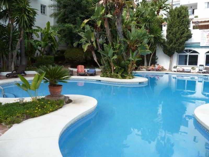 Apartamentos Pueblo Quinta بينالماذينا المظهر الخارجي الصورة