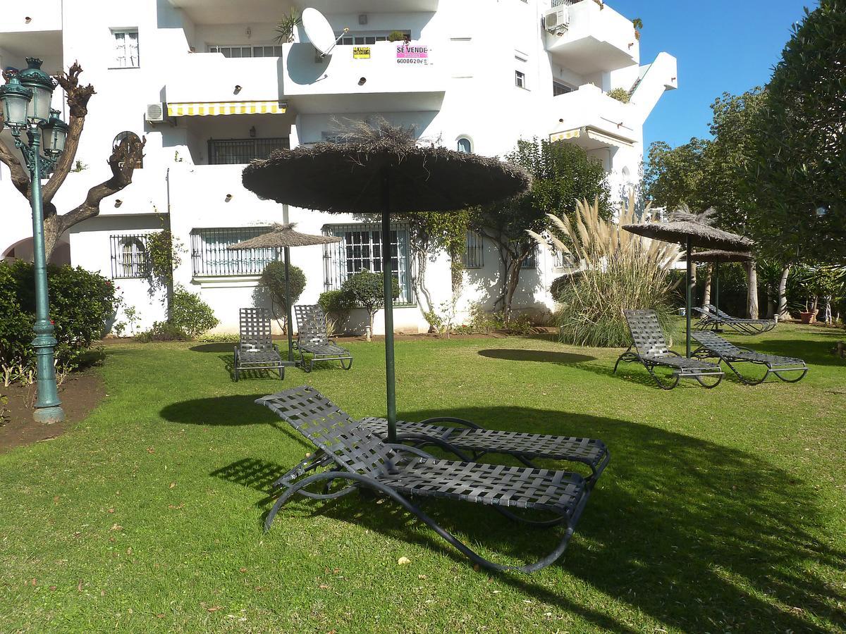 Apartamentos Pueblo Quinta بينالماذينا المظهر الخارجي الصورة