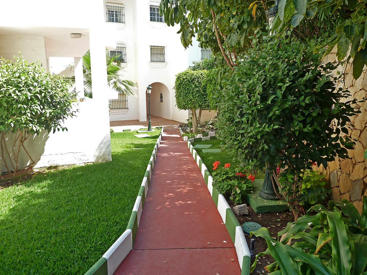 Apartamentos Pueblo Quinta بينالماذينا المظهر الخارجي الصورة
