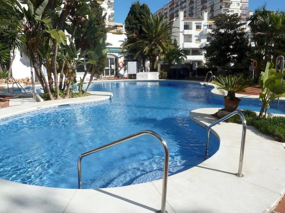 Apartamentos Pueblo Quinta بينالماذينا المظهر الخارجي الصورة